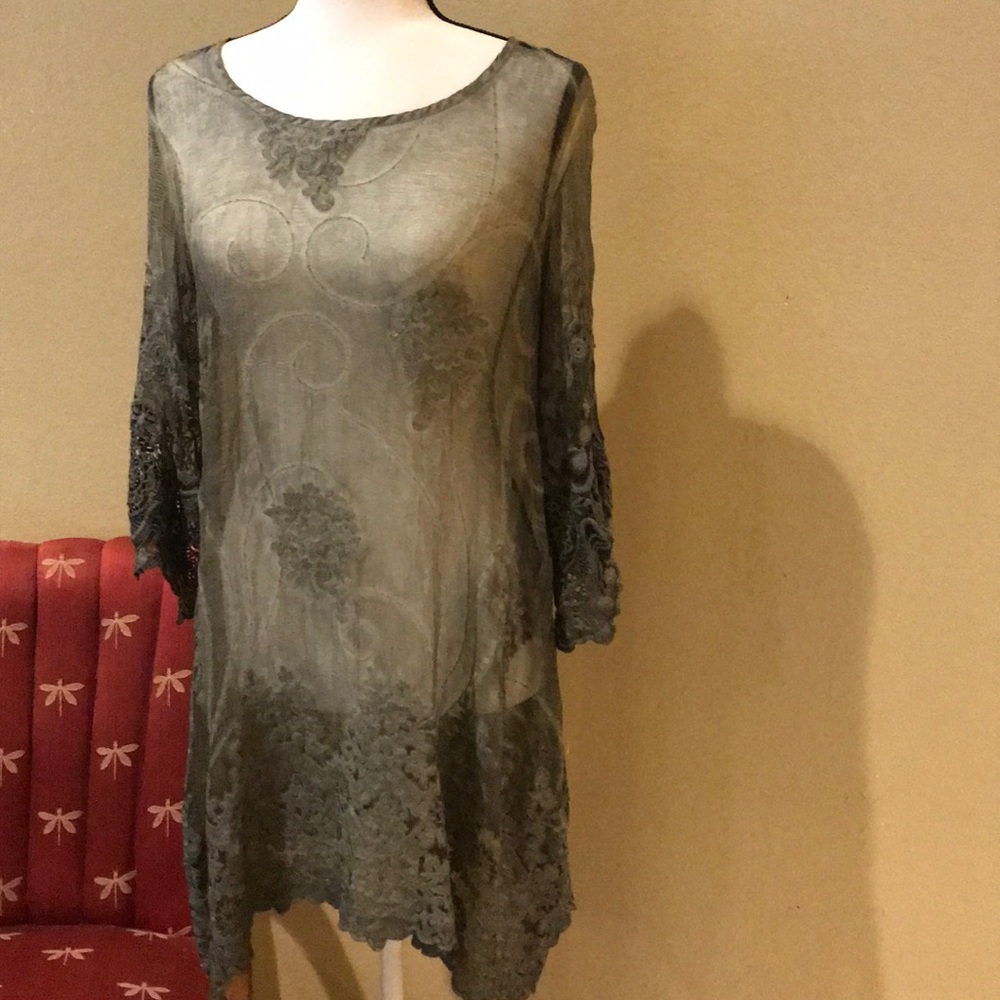 👚 NWT Gretty Zueger women’s silk tunic